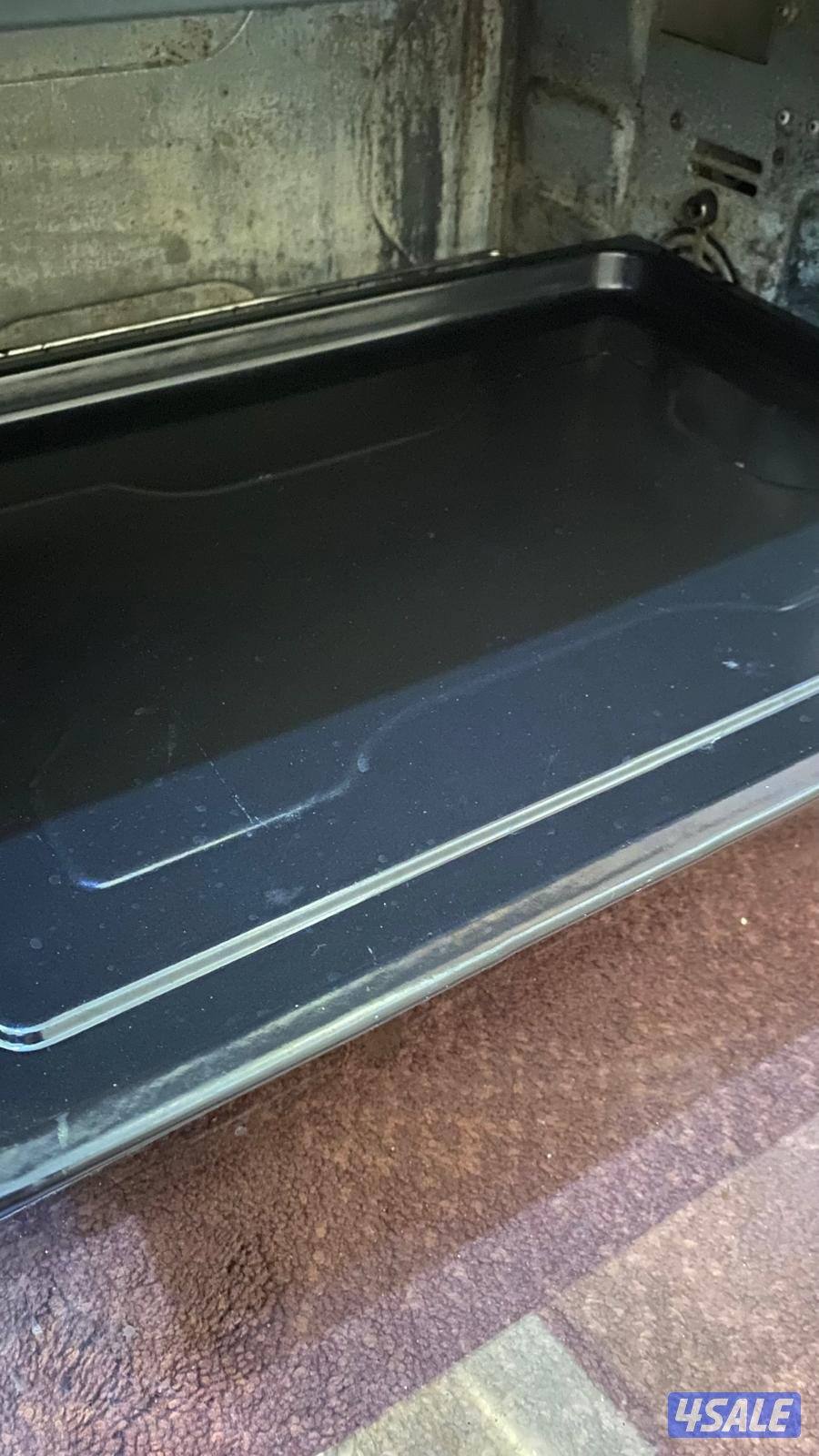 للبيع فرن كهربائي نظيف شغال 2000واط 60 لتر6