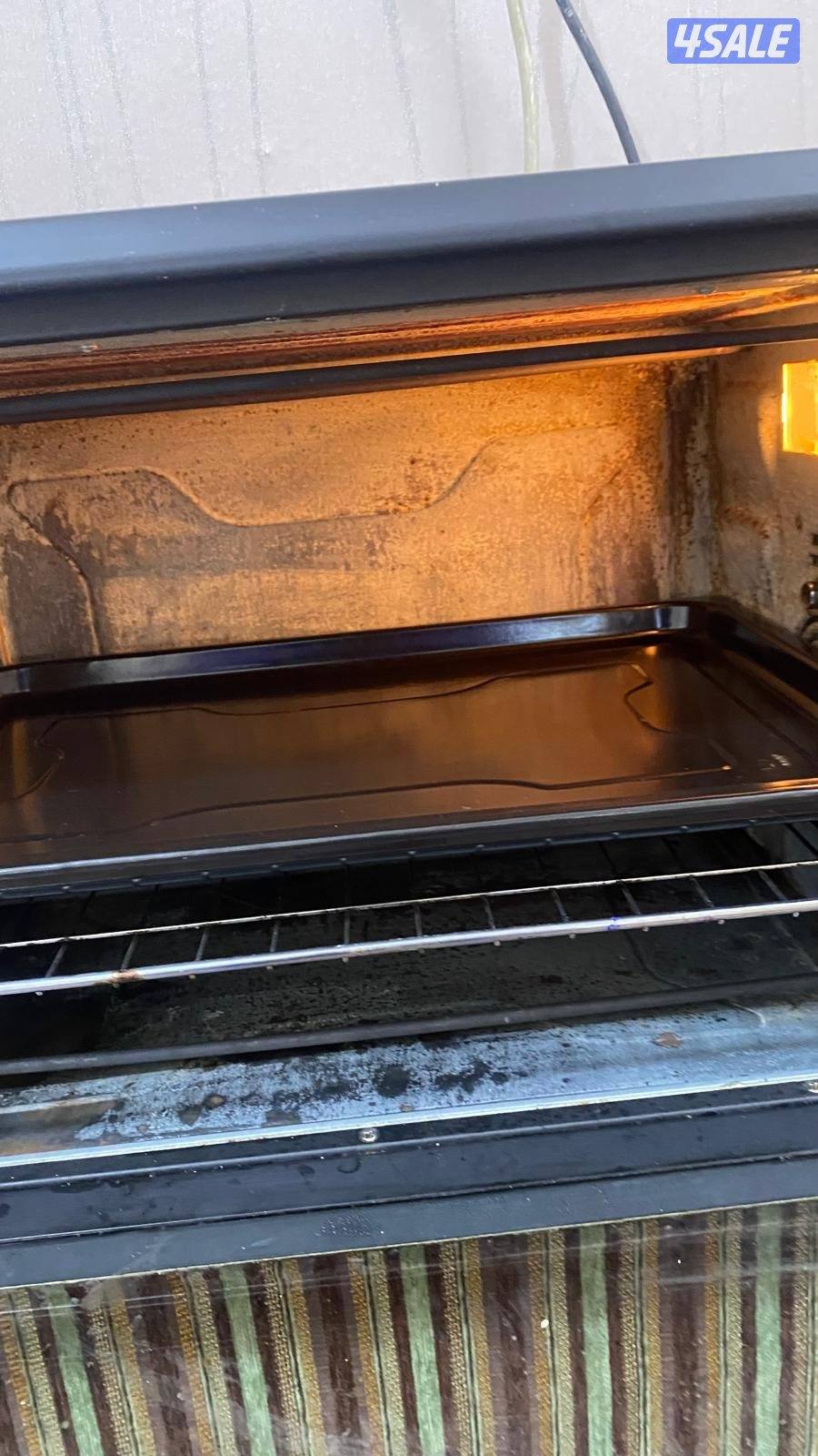 للبيع فرن كهربائي نظيف شغال 2000واط 60 لتر1