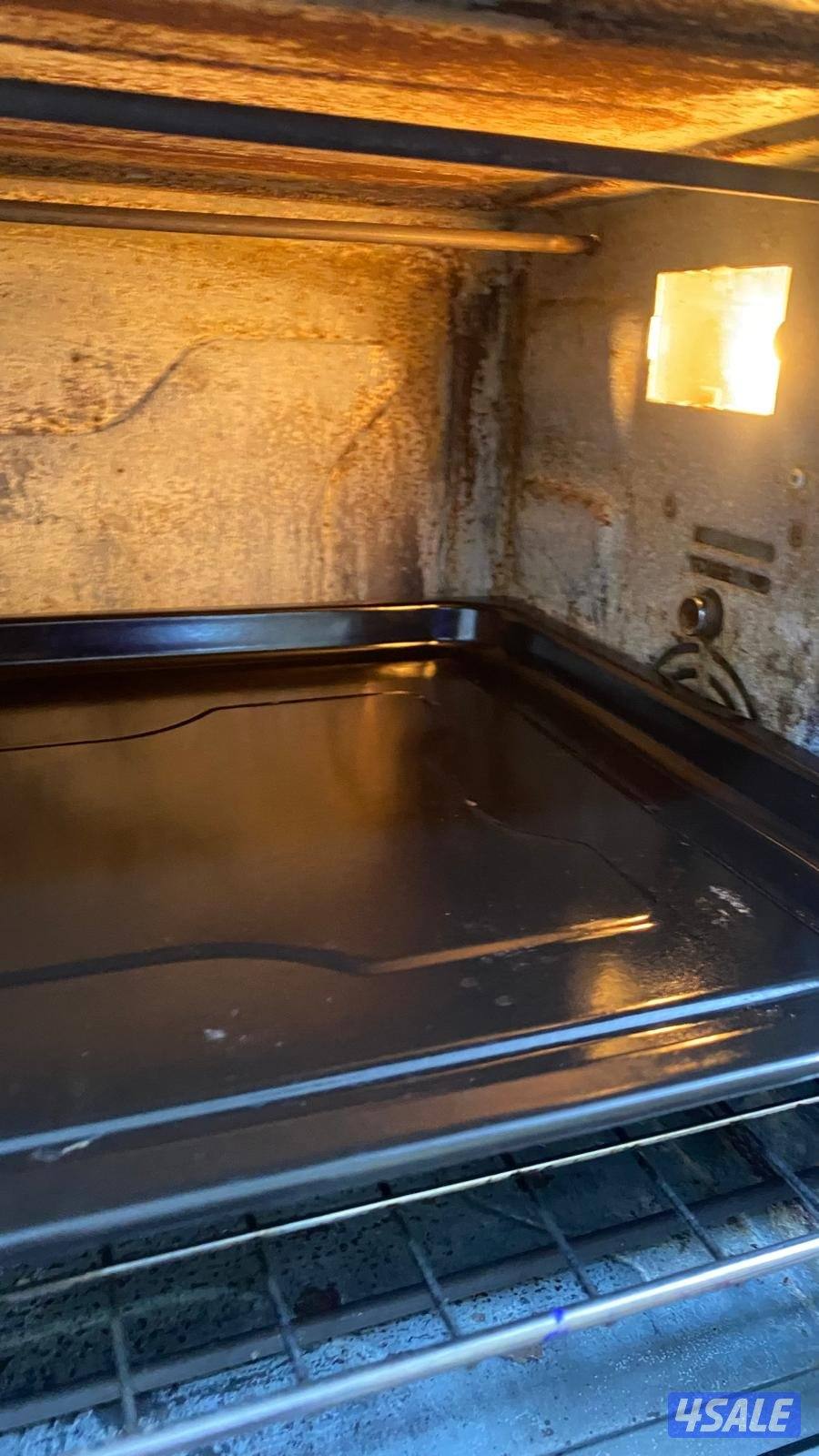 للبيع فرن كهربائي نظيف شغال 2000واط 60 لتر2