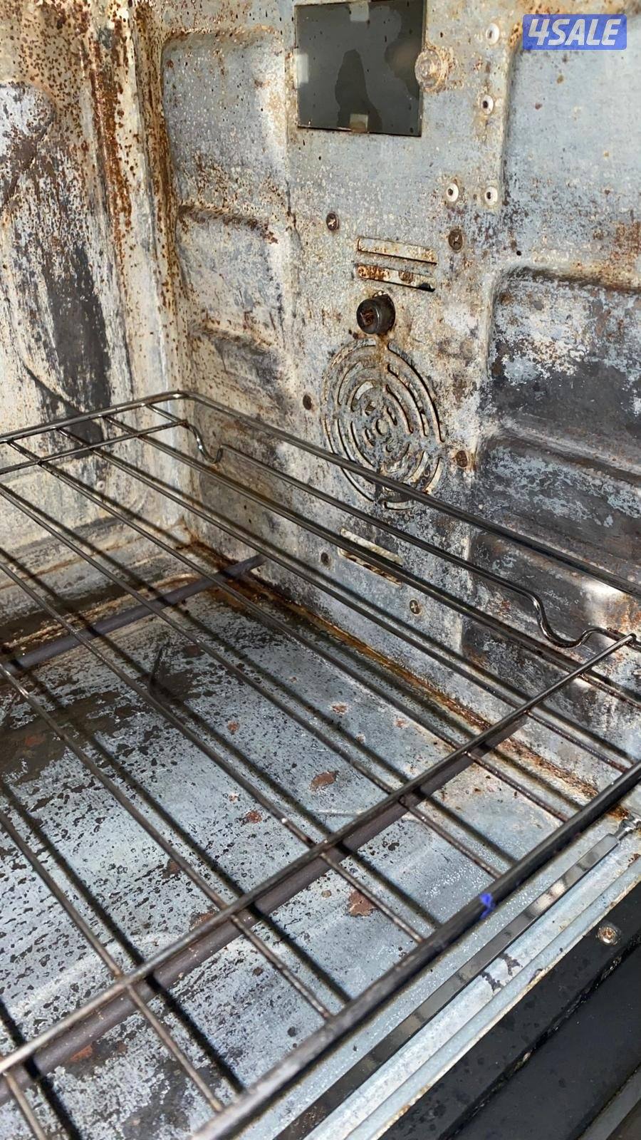 للبيع فرن كهربائي نظيف شغال 2000واط 60 لتر9