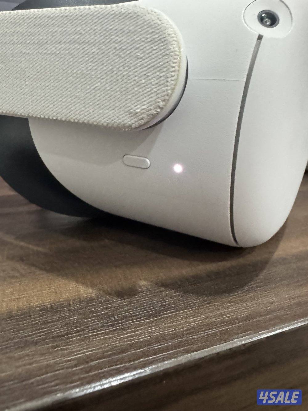 META QUEST 2 URGENT SALE VR3