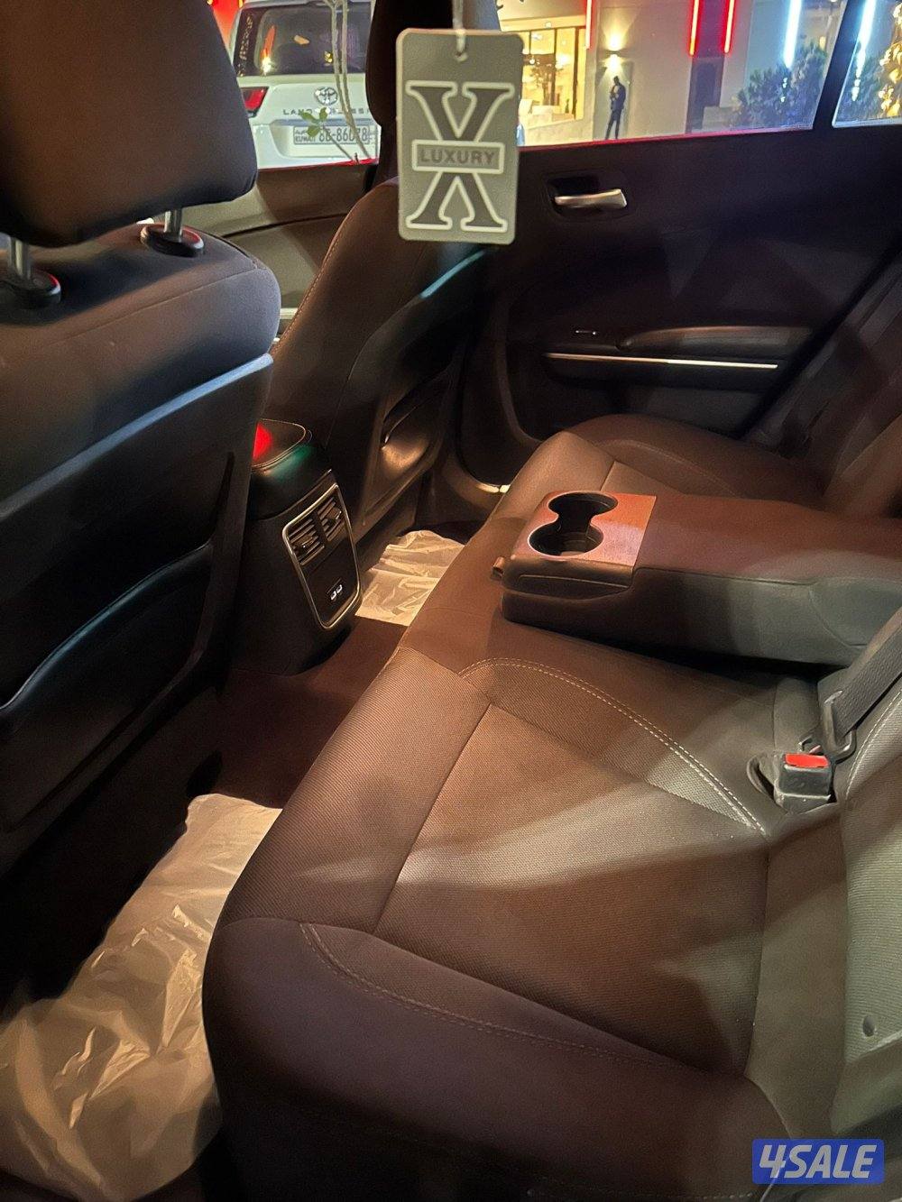 للبيع فقط دودج تشارجر 6 سلندر وار الملا شرط الفحص3