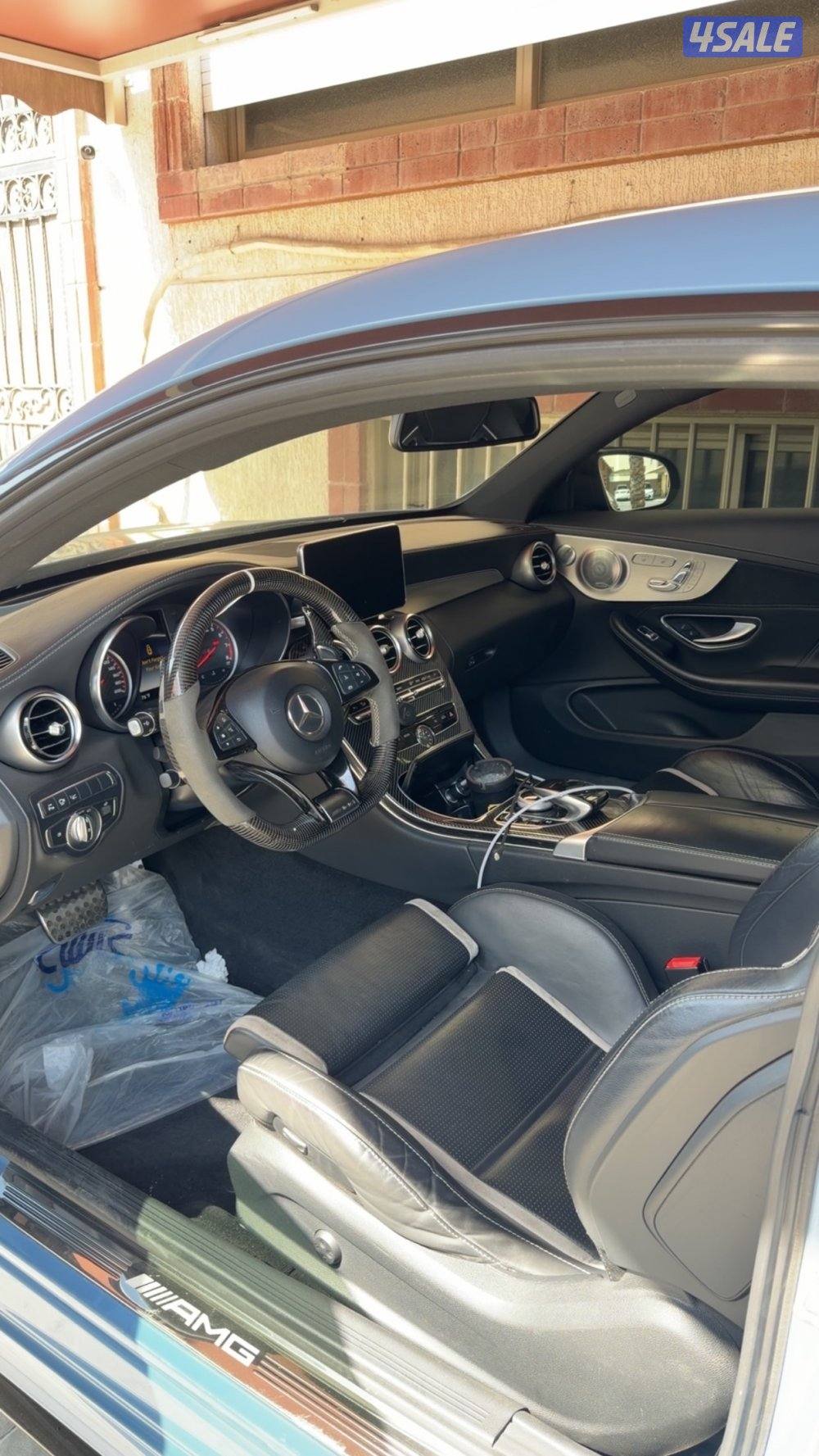 للبيع c63s amg كامل مواصفات4