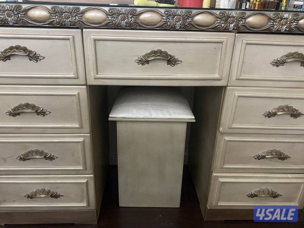 للبيع غرفة نوم0