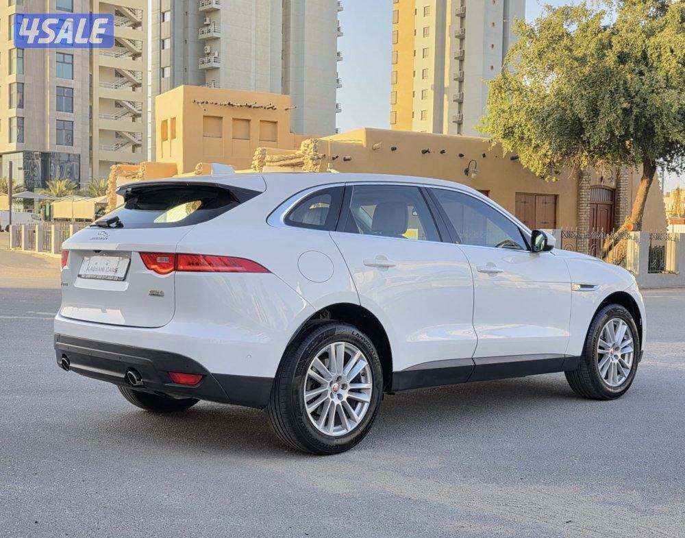 جاكوار F_pace موديل 2018 اعلي درجه بالوكاله1