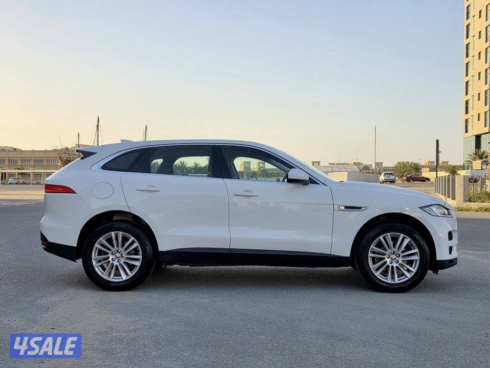 جاكوار F_pace موديل 2018 اعلي درجه بالوكاله13