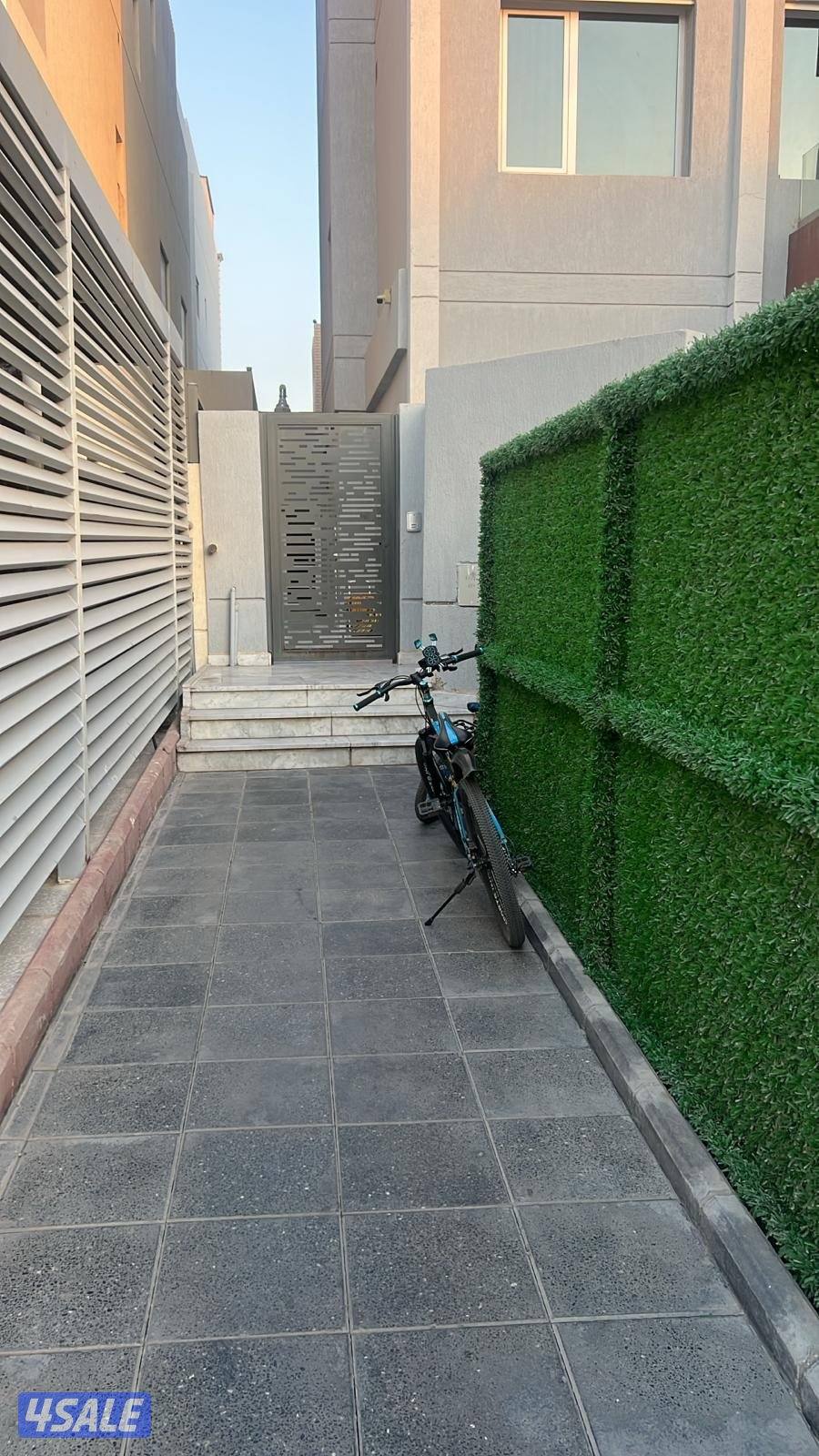 دراجة / عجلة مقاس ٢٤ للبيع0