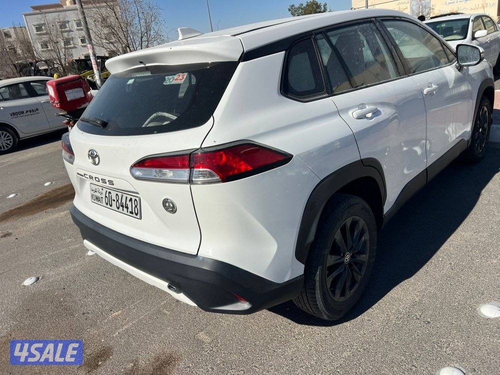 للبيع تويوتا كرولا كروز 20239