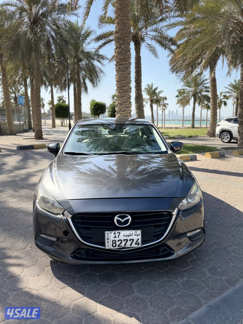 للبيع مازدا 3 موديل 2019 وارد الوكالة عداد 120 الف 4 سلندر شرط الفحص2