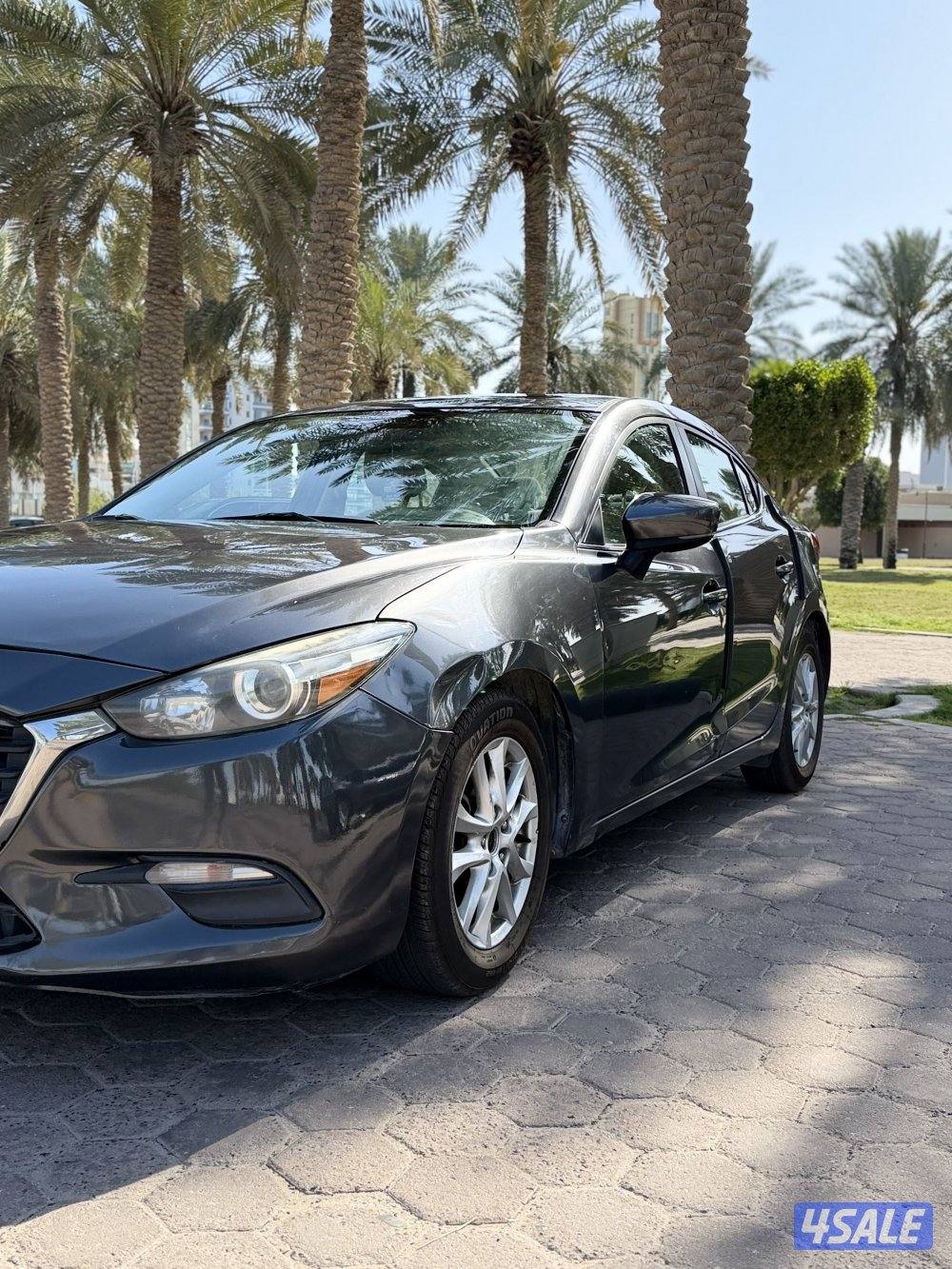 للبيع مازدا 3 موديل 2019 وارد الوكالة عداد 120 الف 4 سلندر شرط الفحص3