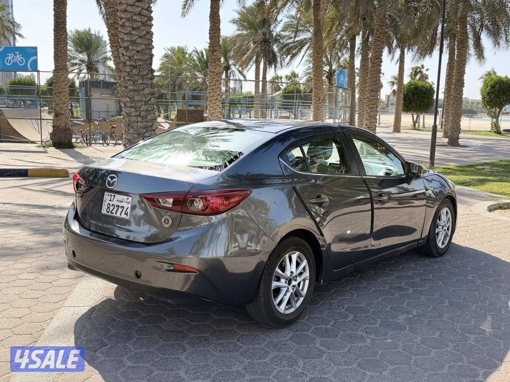 للبيع مازدا 3 موديل 2019 وارد الوكالة عداد 120 الف 4 سلندر شرط الفحص5