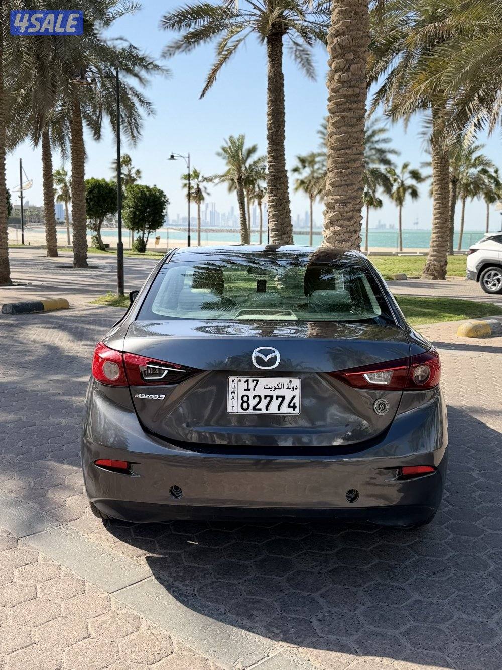 للبيع مازدا 3 موديل 2019 وارد الوكالة عداد 120 الف 4 سلندر شرط الفحص7