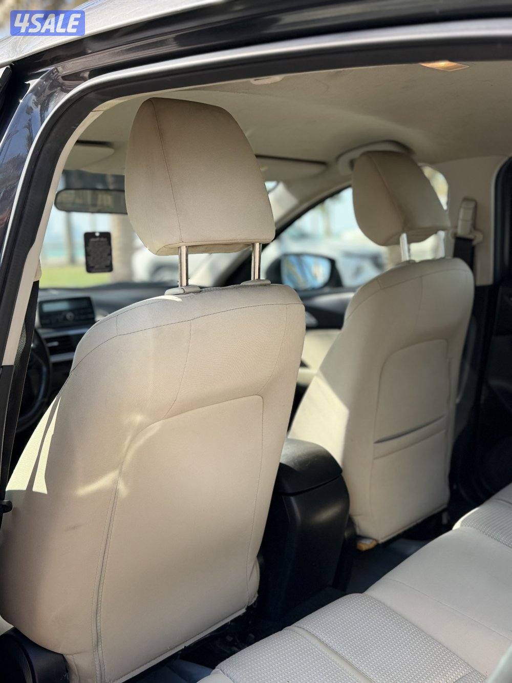 للبيع مازدا 3 موديل 2019 وارد الوكالة عداد 120 الف 4 سلندر شرط الفحص10