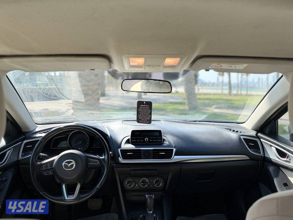 للبيع مازدا 3 موديل 2019 وارد الوكالة عداد 120 الف 4 سلندر شرط الفحص12