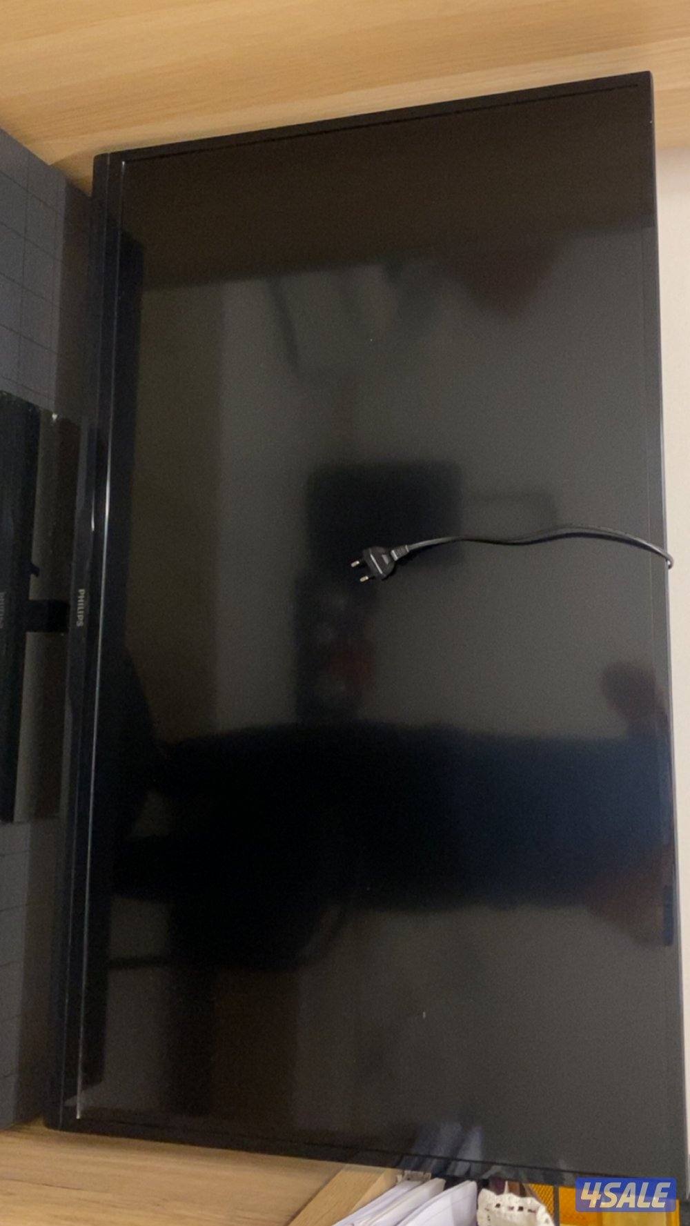 تلفزيون philips  ٤٦ بوصه1