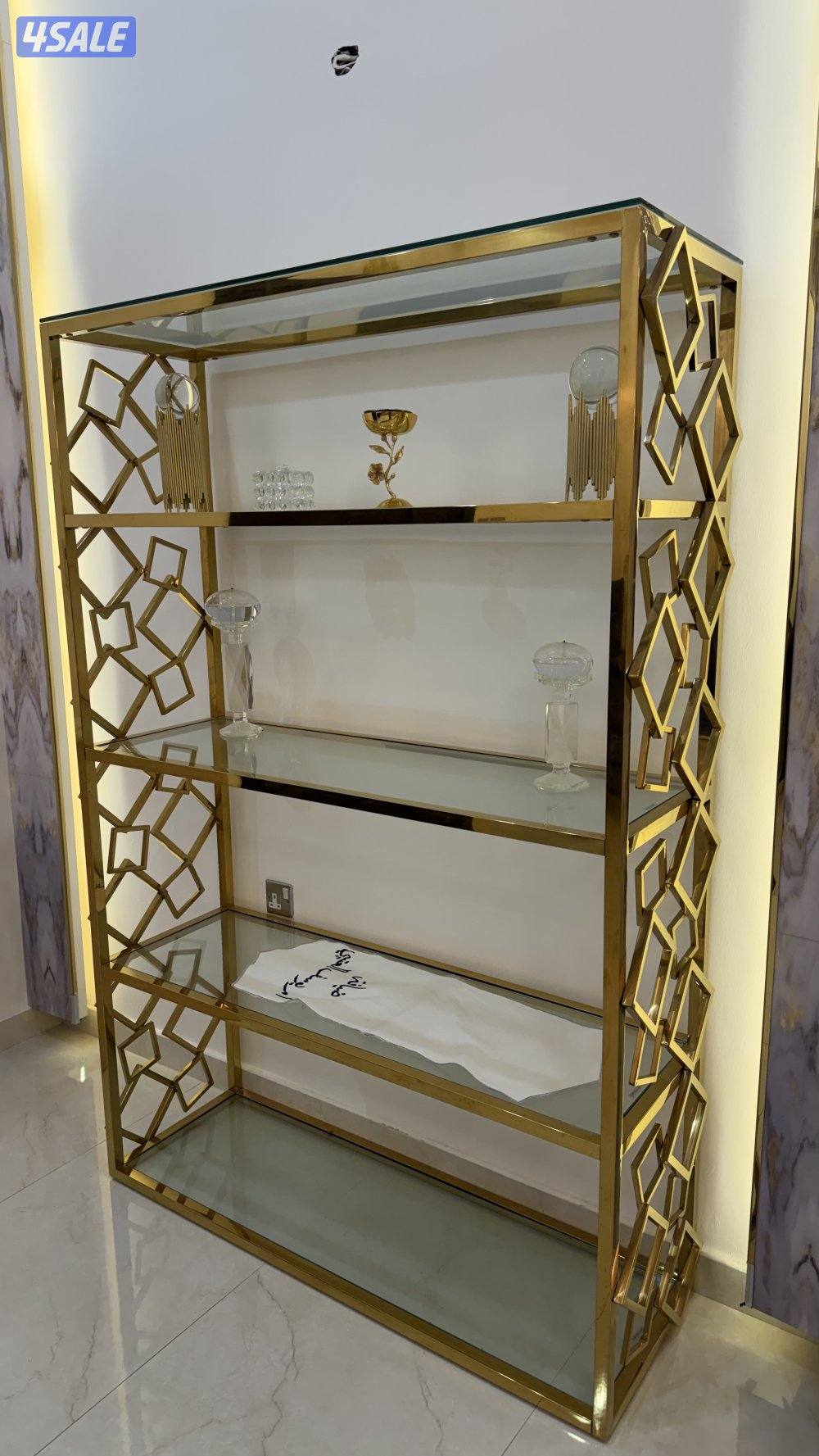 للبيع غنفات و ستاير و طاولات حق صاله استقبال كلها تفصال مومستعمله حيل1