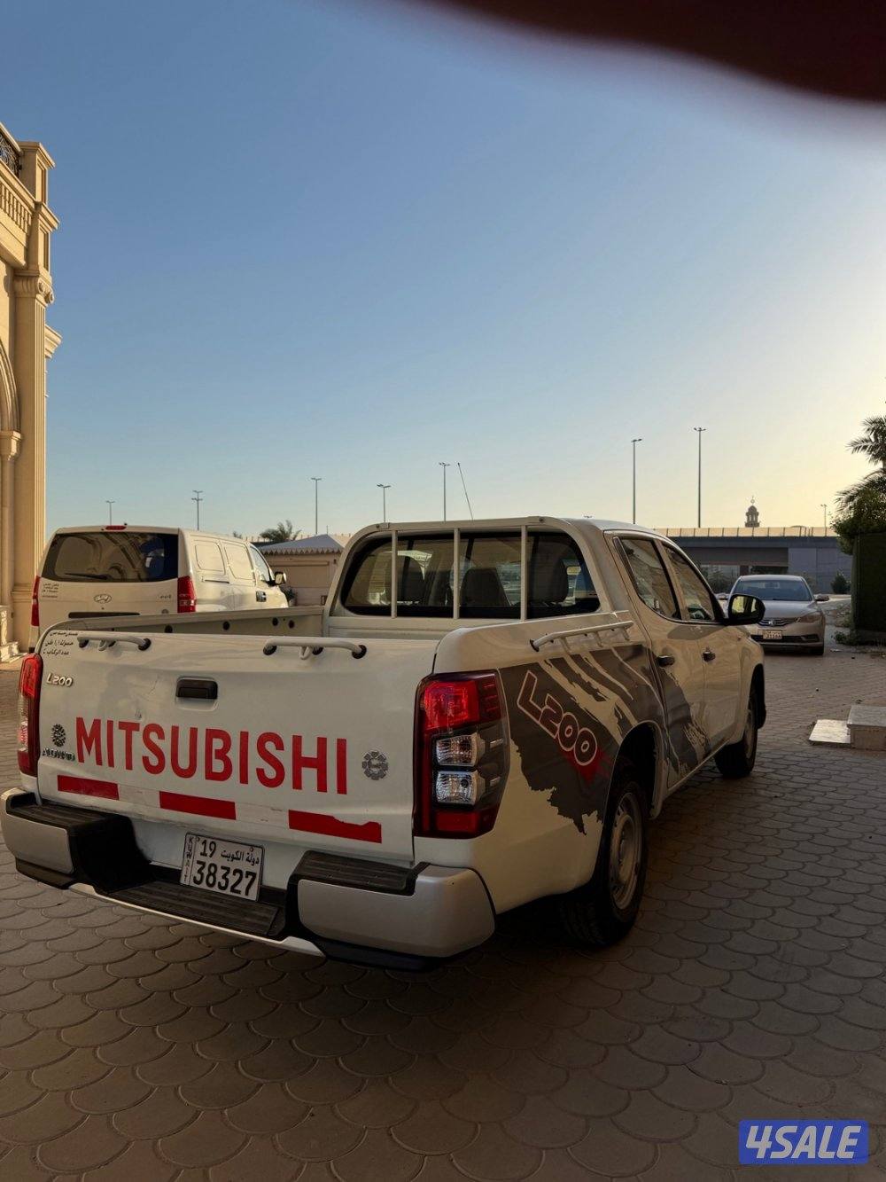 للبيع وانيت موستبيشي5