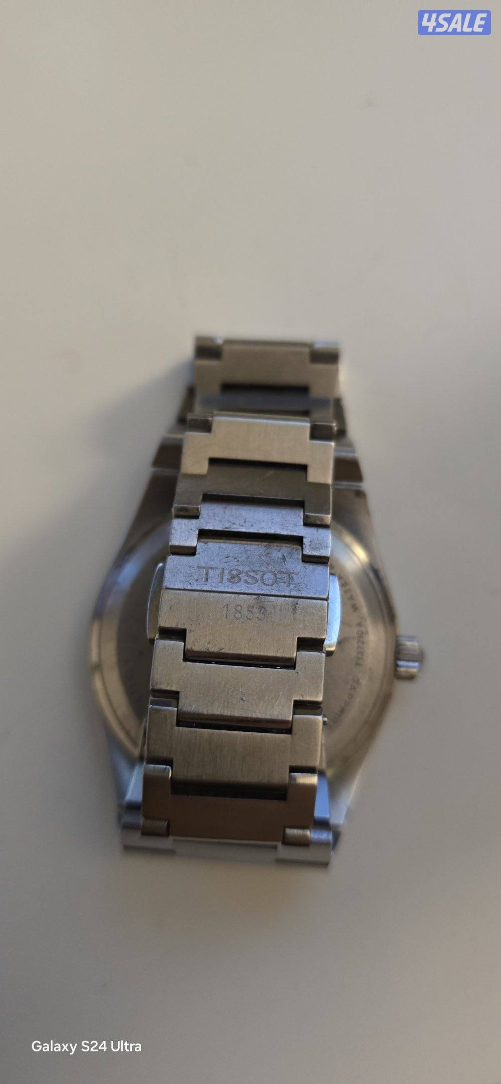 ساعه tissot. نظيفه استعمال خفيف1