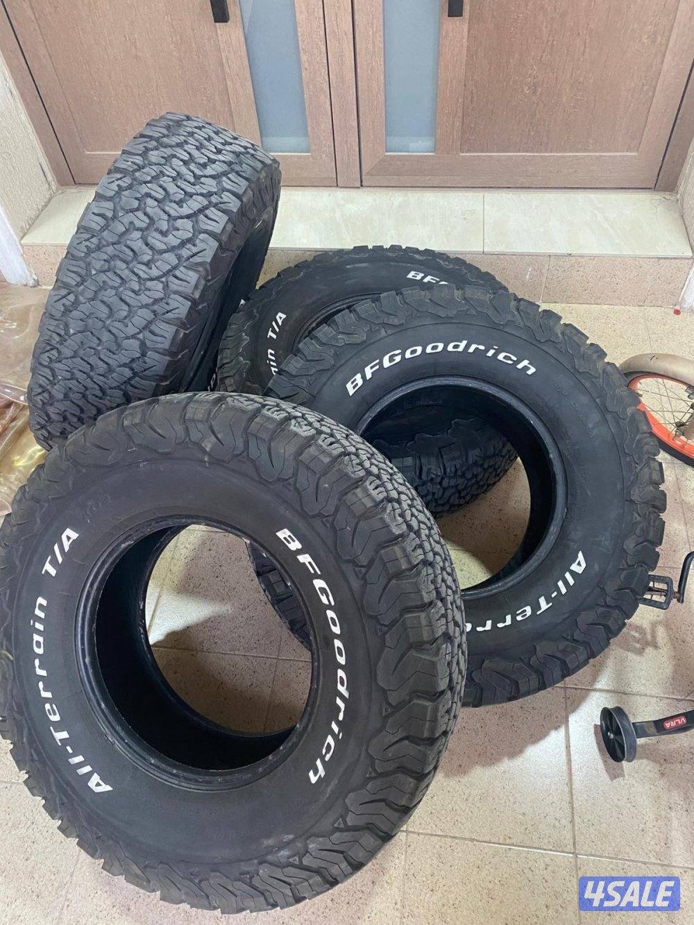 للبيع تواير BF سنة الصنع 2022 مقاس 285/75/16 جدا نظيفة0