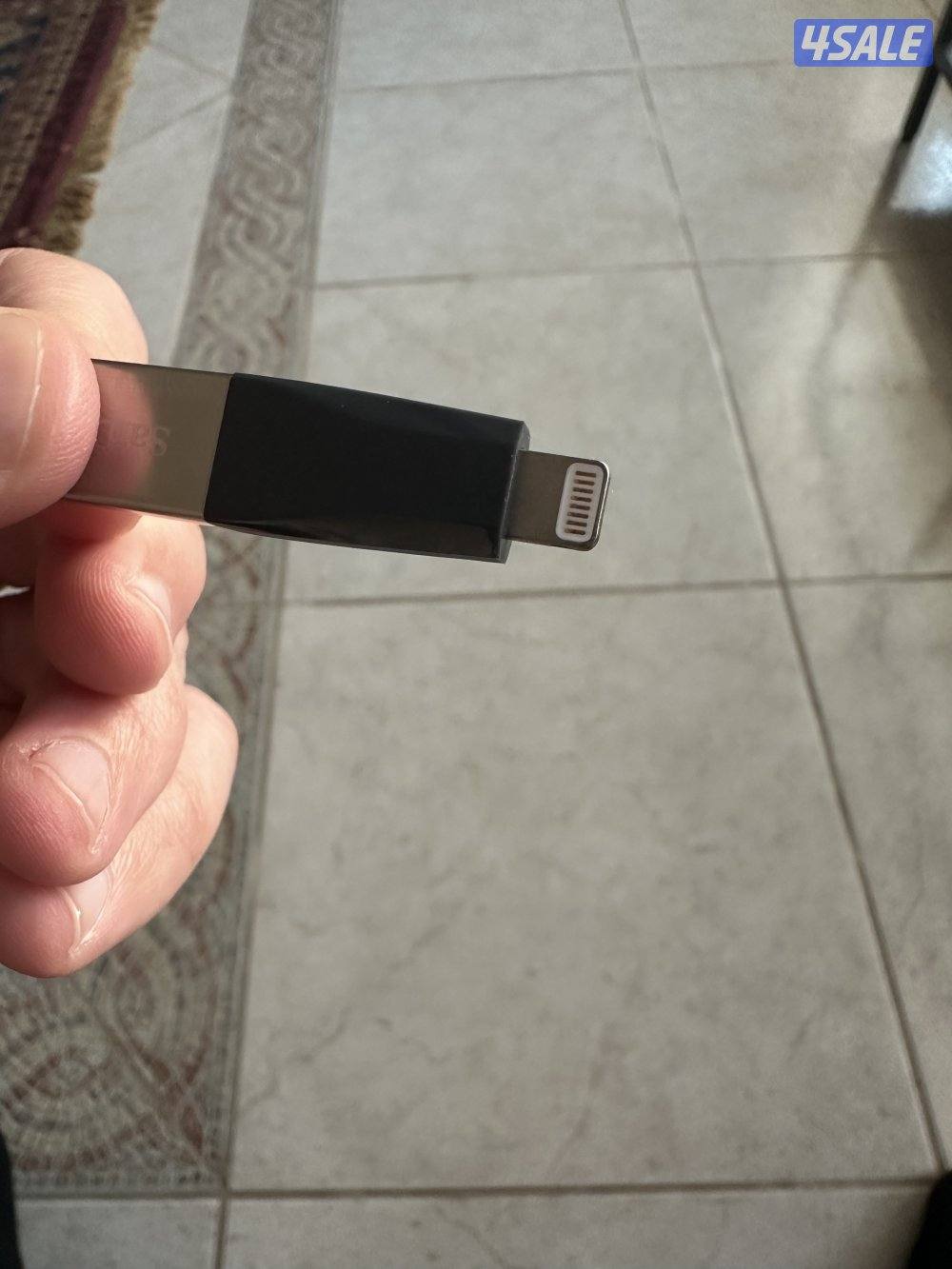 فلاش حق ايفون Lighting0