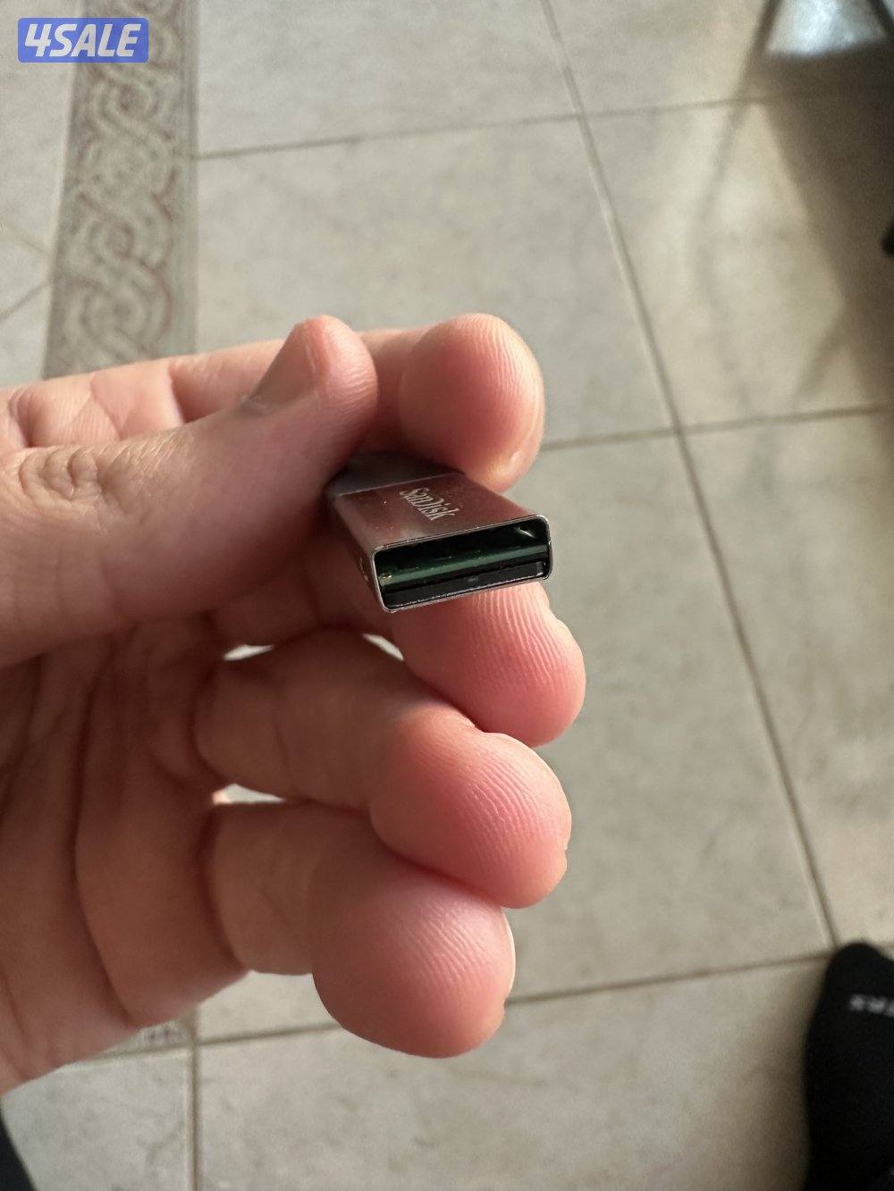 فلاش حق ايفون Lighting1