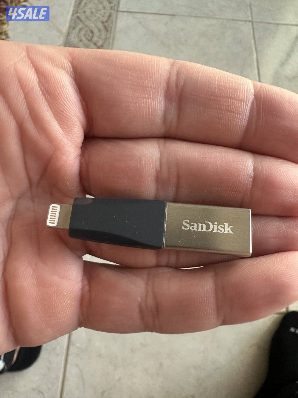 فلاش حق ايفون Lighting2