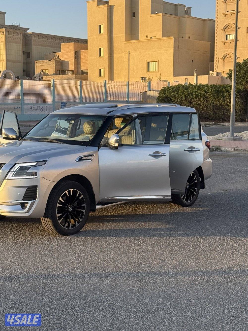 للبيع باترول 2012 بحاله الوكاله بيعه سريعه7