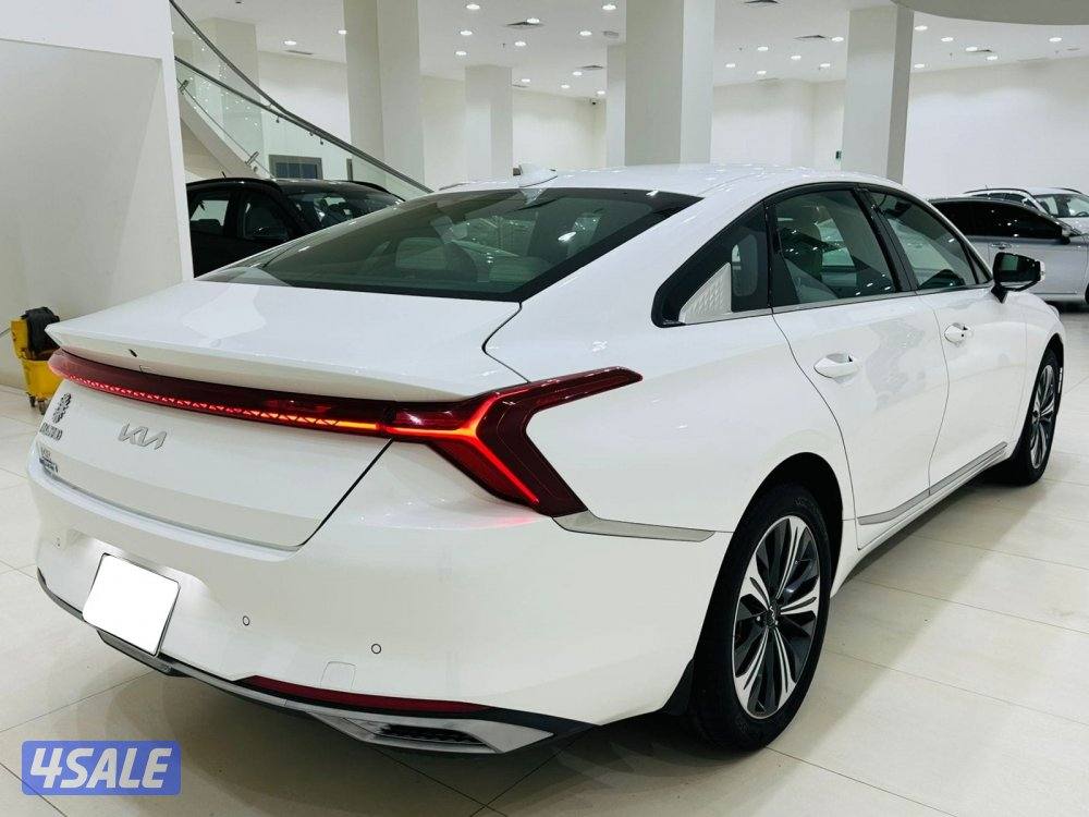 للبيع كـيــــا  3.5  K8 موديل 20243