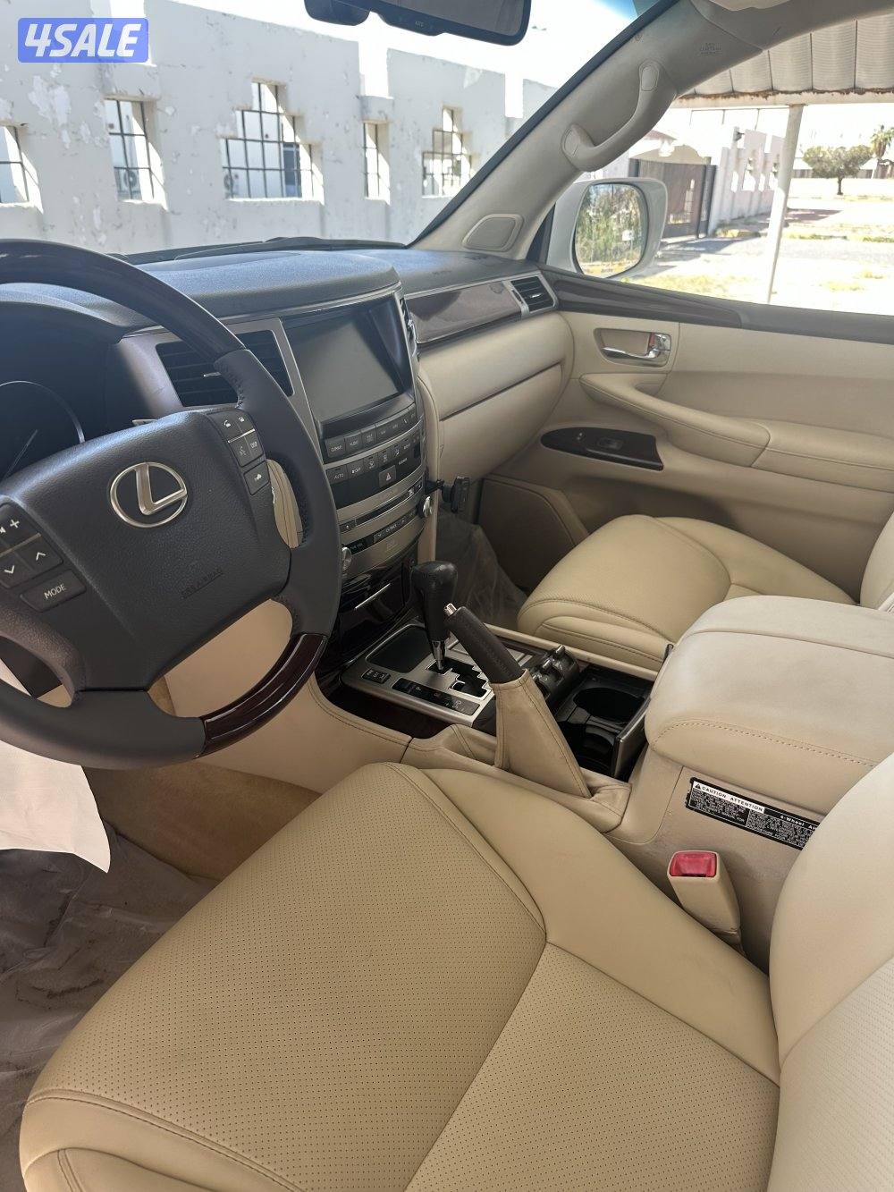 جيب لكزس سبورت الدرجه الاولي ماشي 244000  وارد قطر الموتر نظيف2