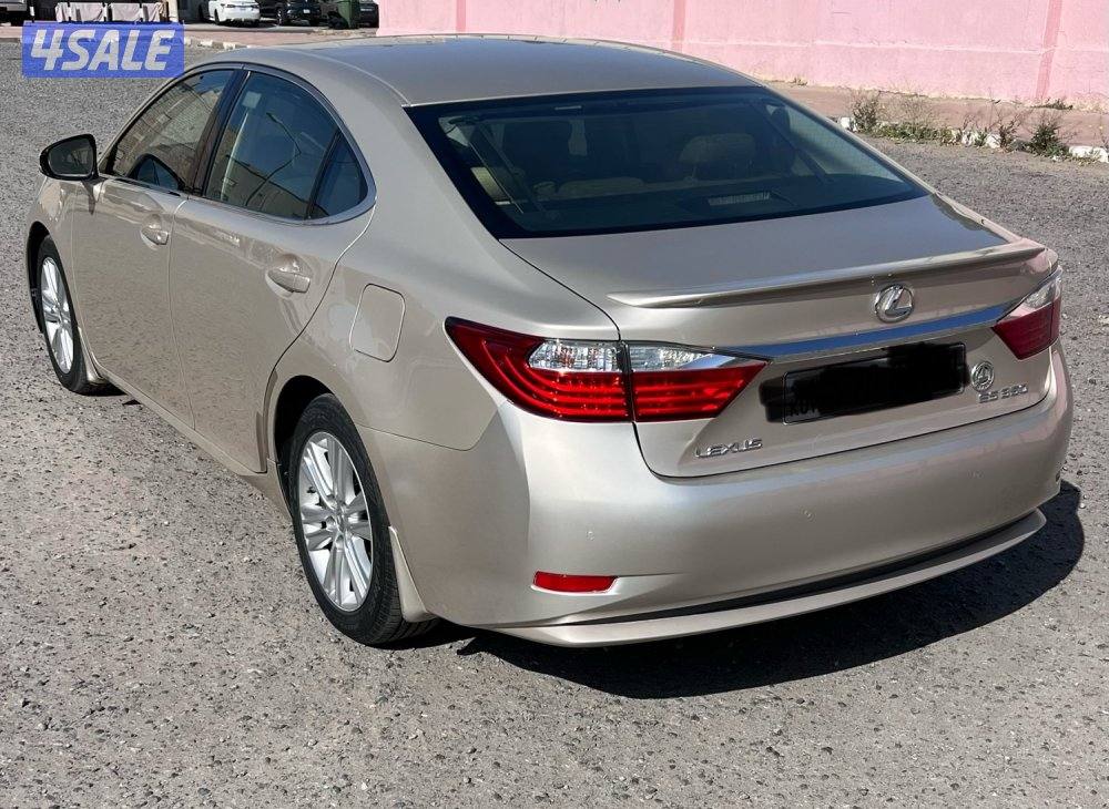 للبيع لكزس 2013 (es 350) ممشى قليل1