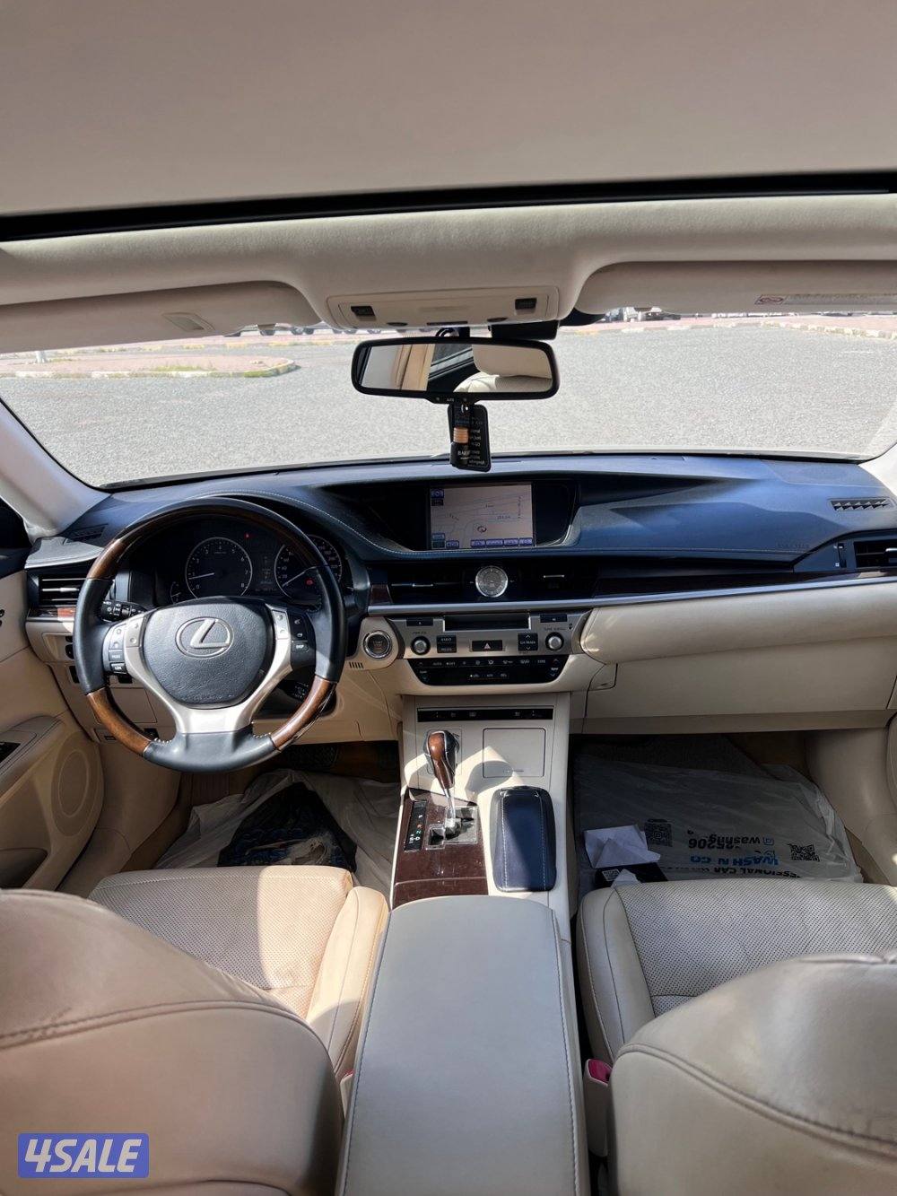 للبيع لكزس 2013 (es 350) ممشى قليل3