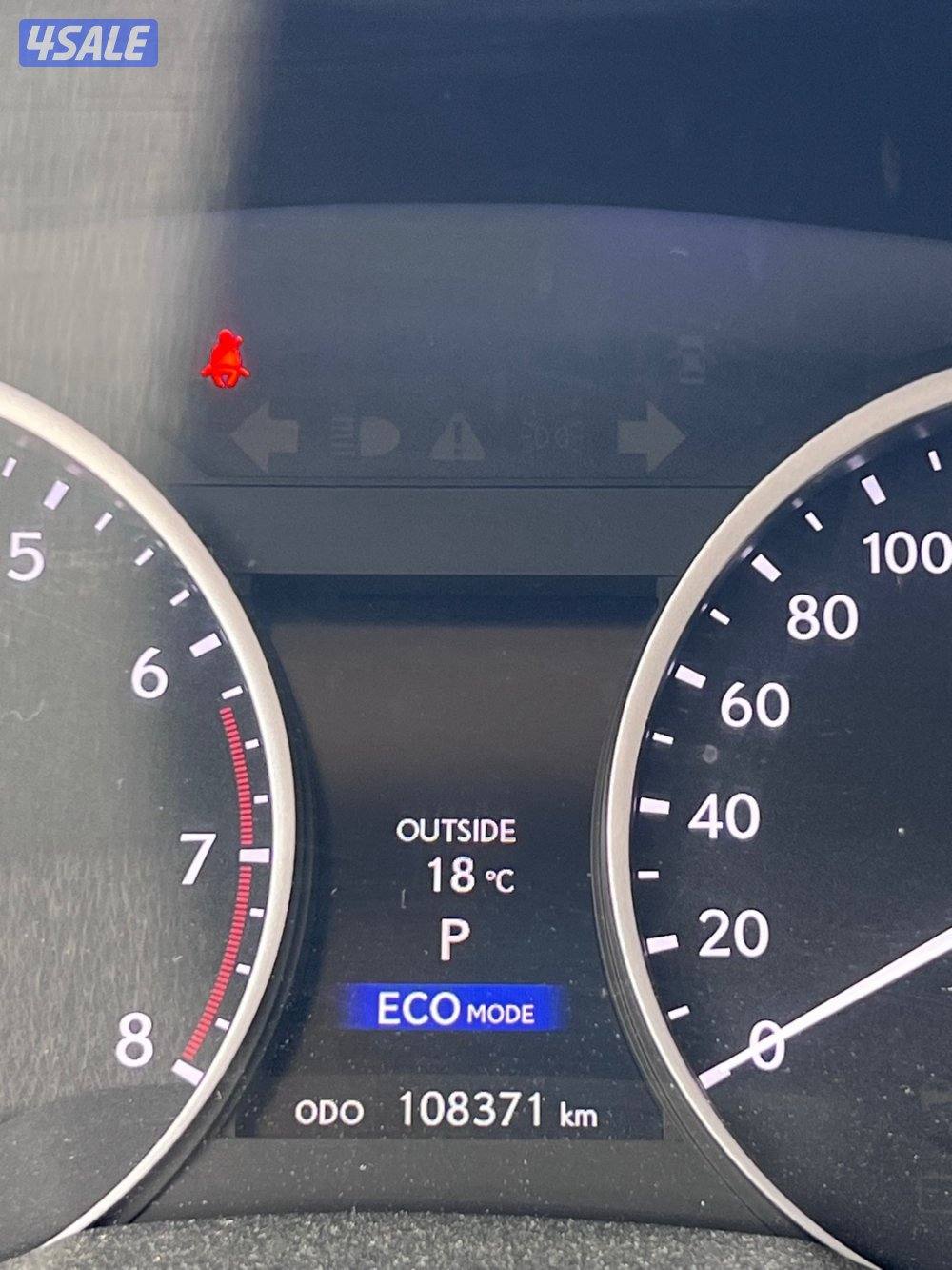 للبيع لكزس 2013 (es 350) ممشى قليل8