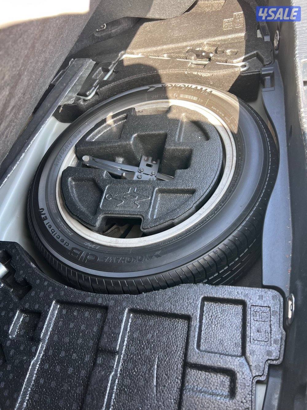 للبيع لكزس 2013 (es 350) ممشى قليل9