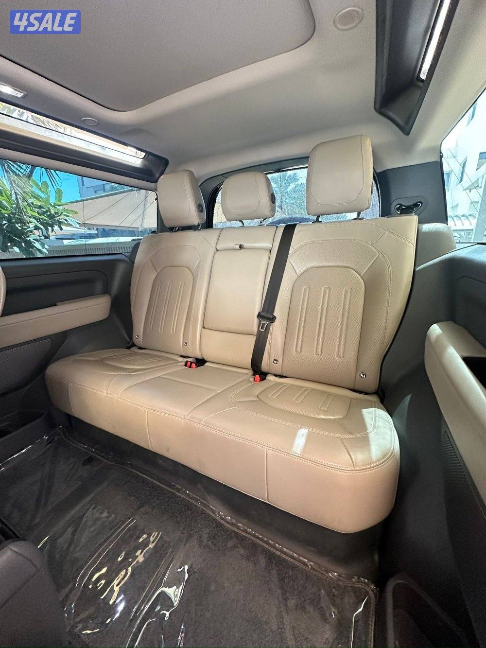 ديفندر 90 موديل 2022 عداد 87 الف12