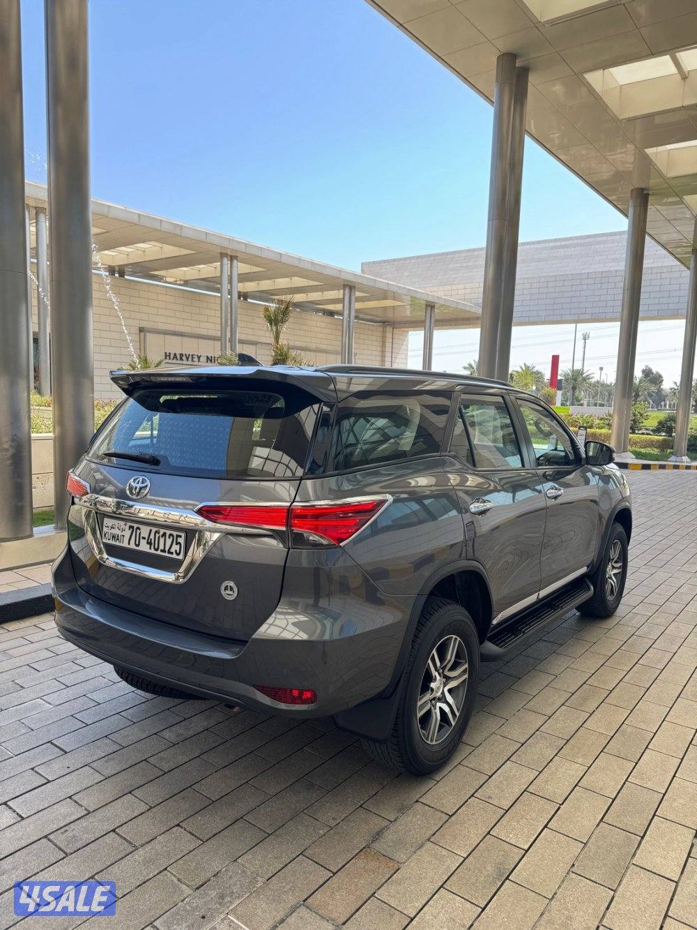 فورتنر 2023 صبغ الوكاله. دبل جير 4x41