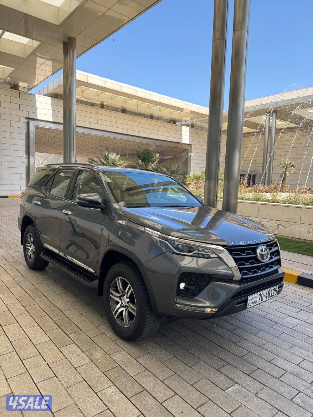 فورتنر 2023 صبغ الوكاله. دبل جير 4x42