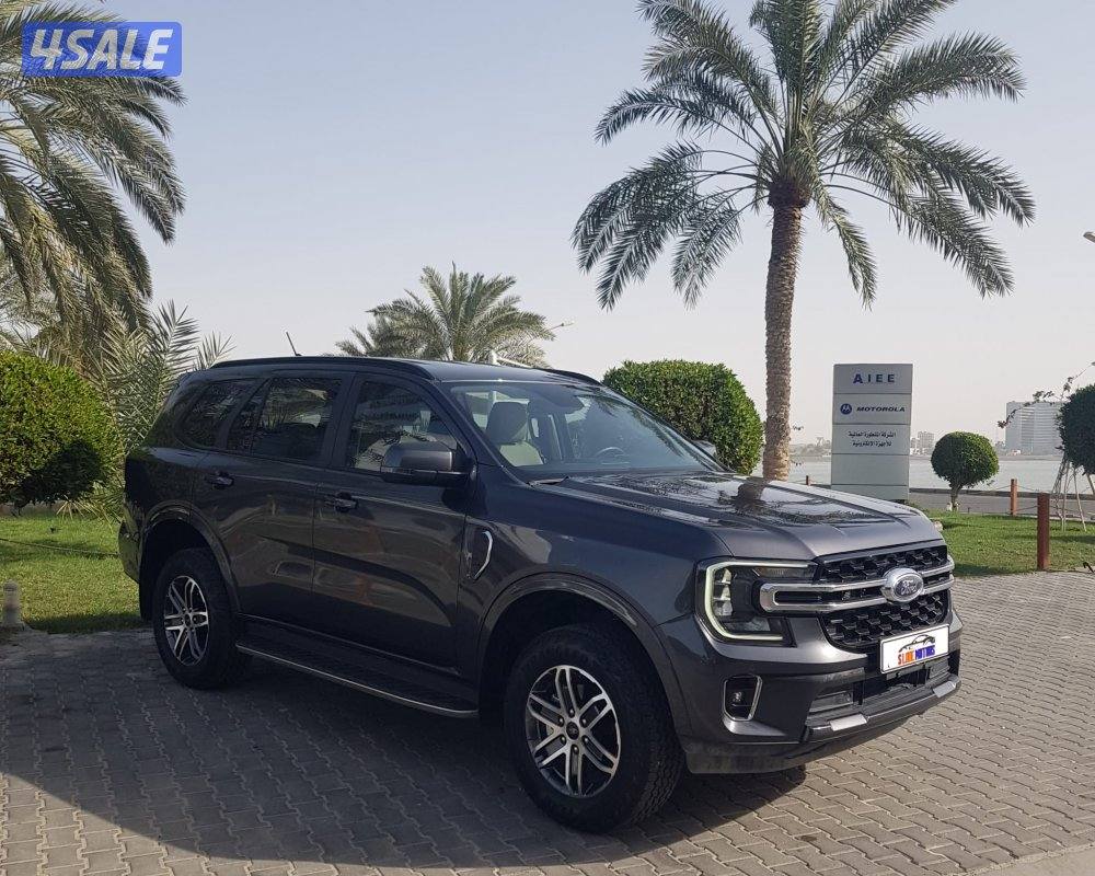 للبيع فورد ايفرست XLT موديل 2025 عداد 12 ألف كيلو صبغ وكاله تحت الكفال0