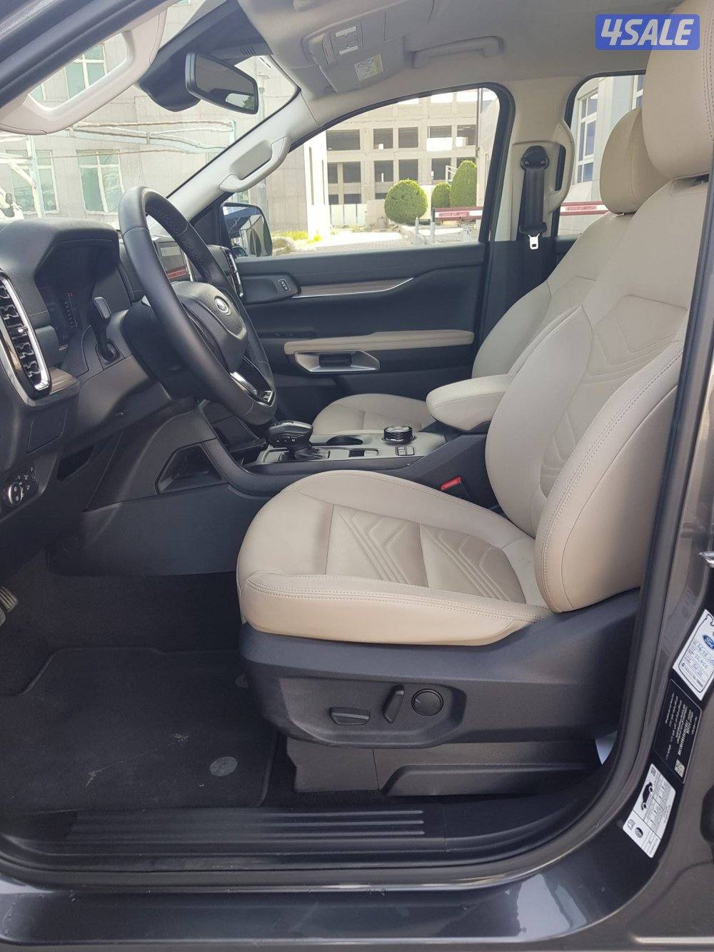 للبيع فورد ايفرست XLT موديل 2025 عداد 12 ألف كيلو صبغ وكاله تحت الكفال4