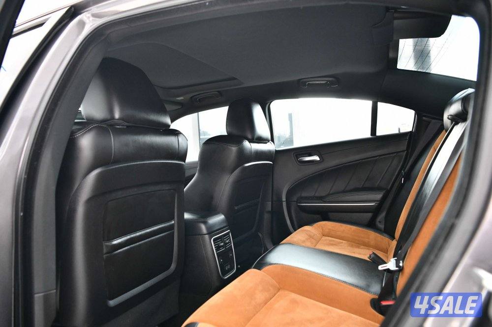 دودج تشارجر4