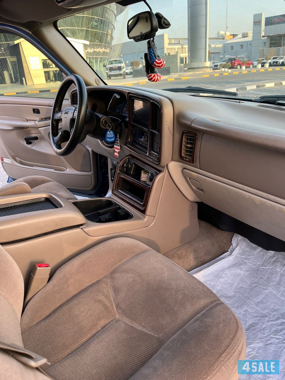 للبيع يوكن 2006 صبغ الوكالة7