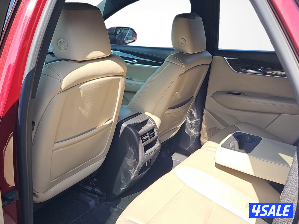 Cadillac XT55