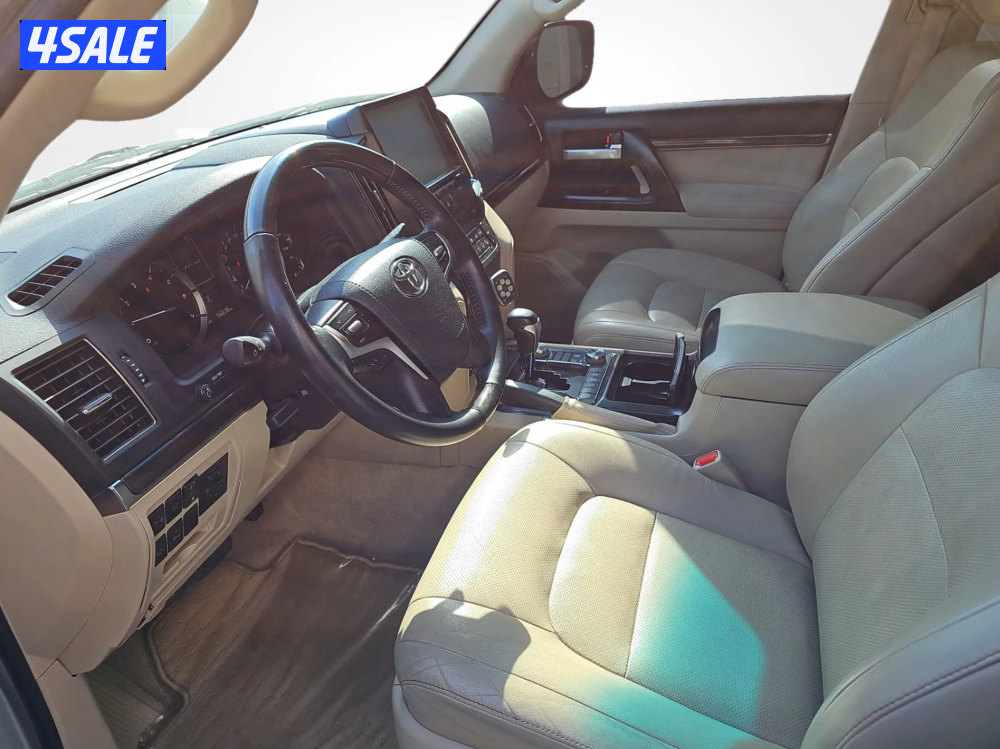 Toyota Land Cruiser3