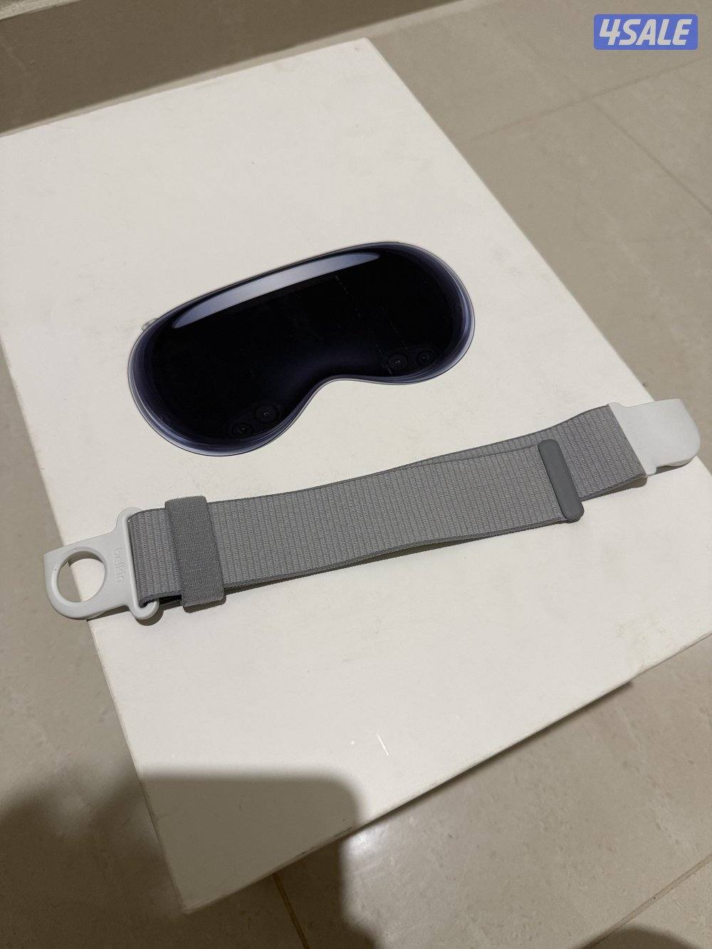 للبيع نظارة ابل فيجن برو ام ٢ Apple vision pro vr m24