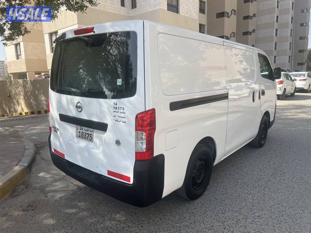 للبيع باص نيسان اورفان مقفل موديل 2016 ( عداد 200 فـقـط )0