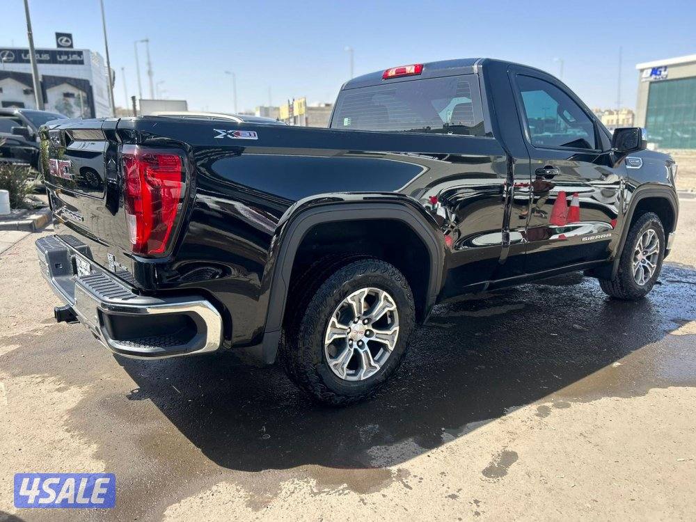 1500 سيرا GMC موديل 2023 ماشى 45.000 k.m  وارد بهبهانى3