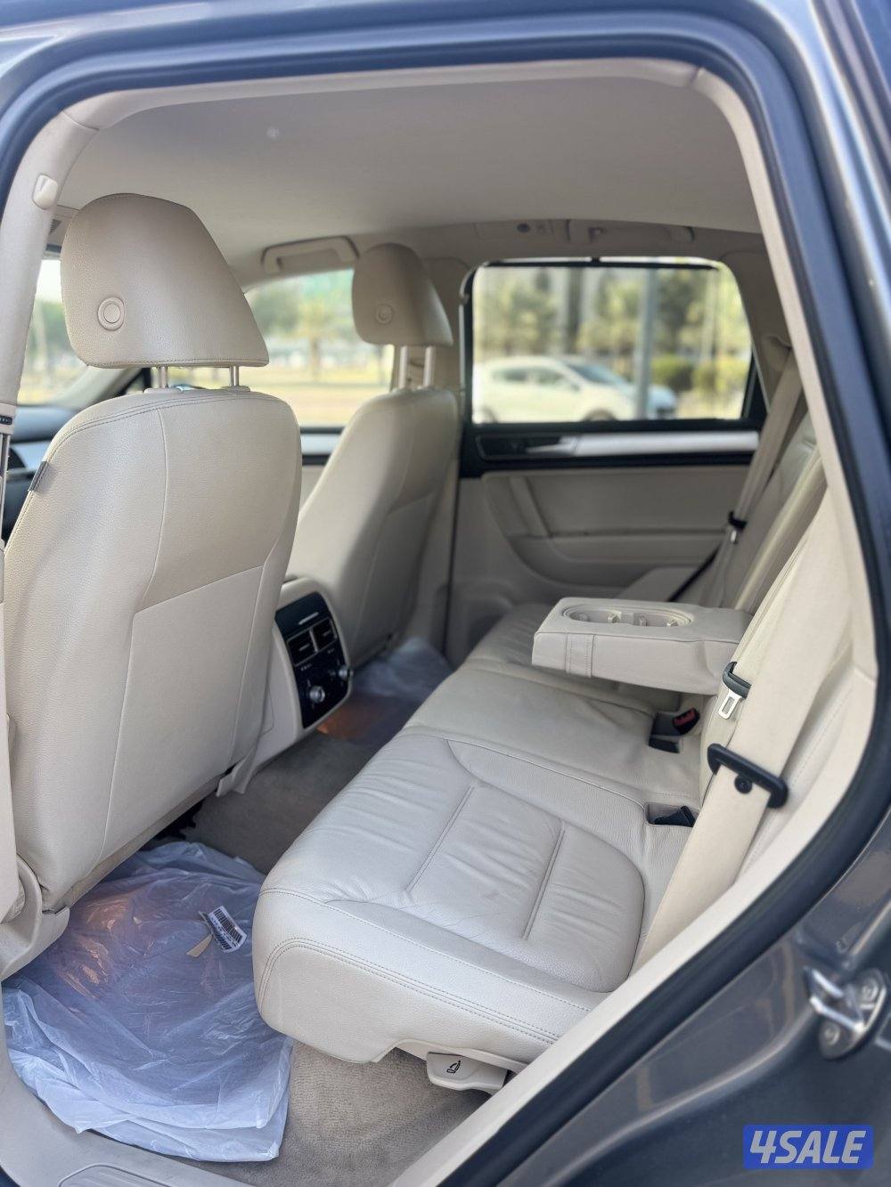 للبيع فولكس طوارق 20165