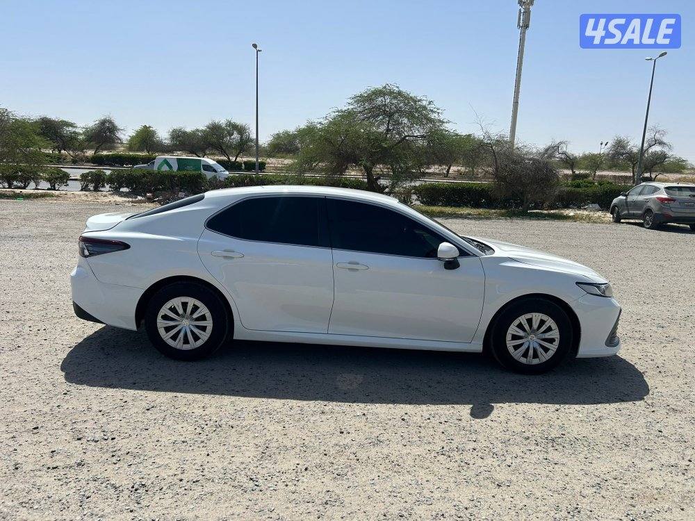 كامري 2021 صبغ الوكاله عدا قطعه وحده1