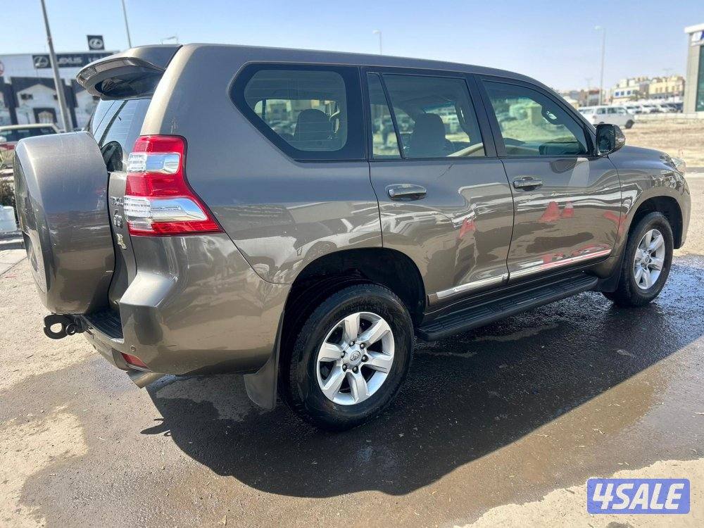 لاند كروزر برادو TX.L موديل 2015 ماشى 206.000 k.m  وارد الساير2