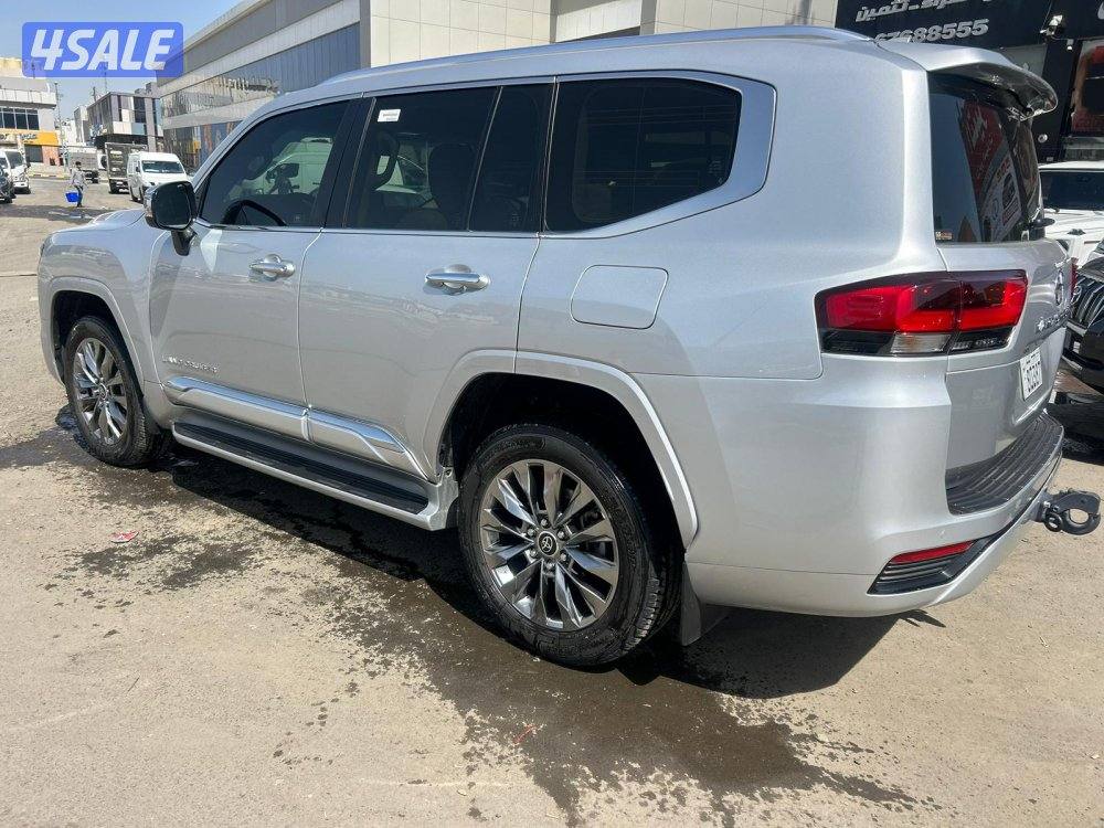 تويوتا لاند كروزر GX.R AERO-V6 موديل 2024 ماشى 26.000 k.m  وارد الساير2