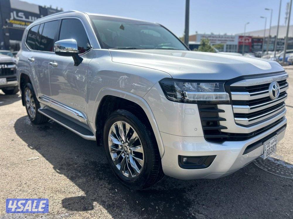تويوتا لاند كروزر GX.R AERO-V6 موديل 2024 ماشى 26.000 k.m  وارد الساير1